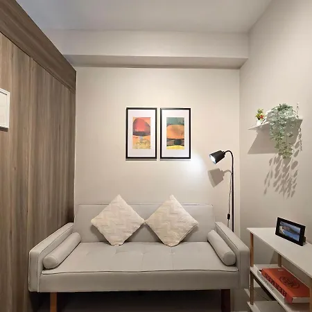 1Br Unit Condotel W Balcony Fame Residences -Fm46